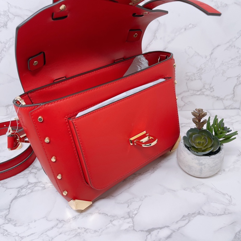 Michael Kors Manhattan Medium Satchel - Picture 7 of 7